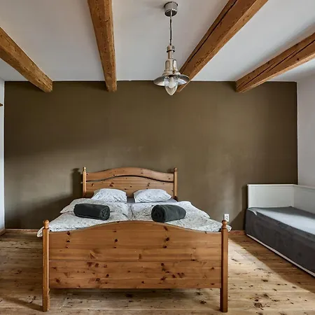 In Near Slopes فيلة Horní Maršov