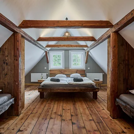 In Near Slopes * Horní Maršov